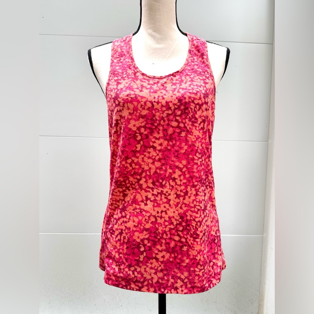 Title Nine Women's Red Patterned Tank Top